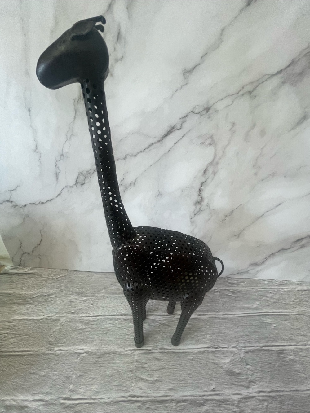 Black Metal Giraffe Sculpture Decorative Accent Tealight Candle Holder